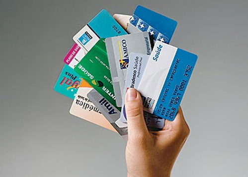 Justiça obriga reestabelecimento de plano de saúde a consumidora inadimplente