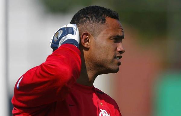 STF decide que goleiro Bruno deve voltar à prisão imediatamente