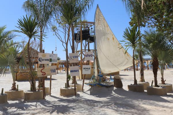 Na Praia comemora terceiro ano de projeto com inspiração no mediterrâneo e shows de grandes nomes da música