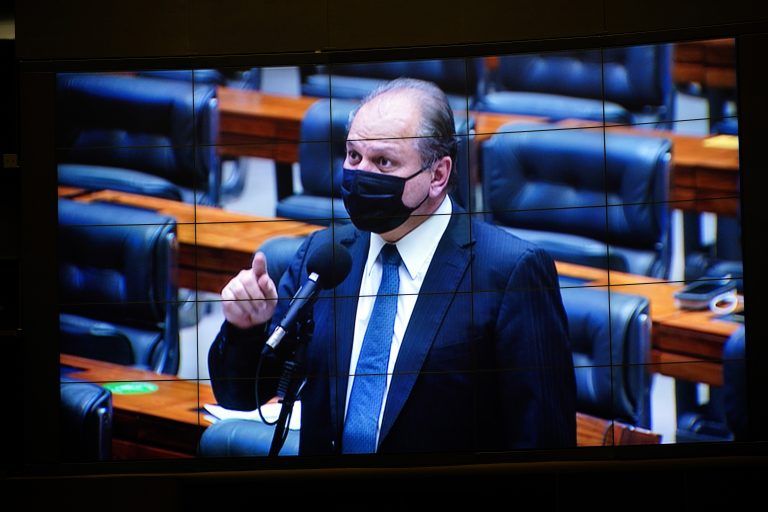 Adiada votação de MP sobre terceirização de tripulantes de aeronave contratada por órgão público