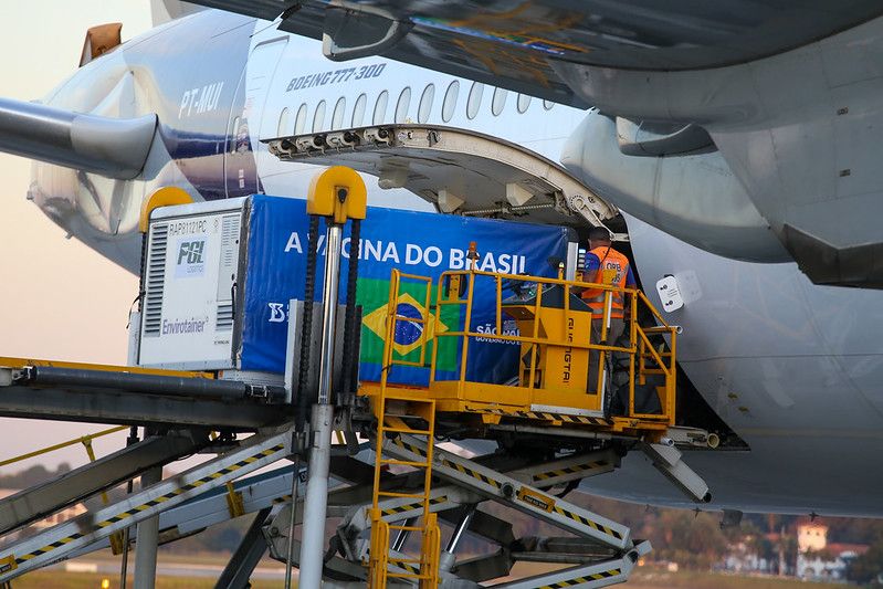 Novo lote de matéria-prima produzirá mais 5 milhões de doses da vacina do Butantan