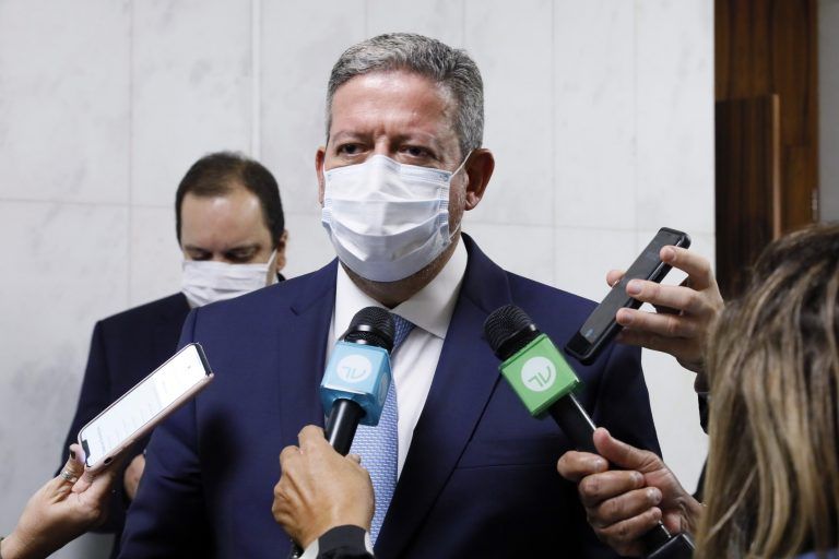 Presidente da Câmara quer acelerar ritmo de vacinação contra Covid-10