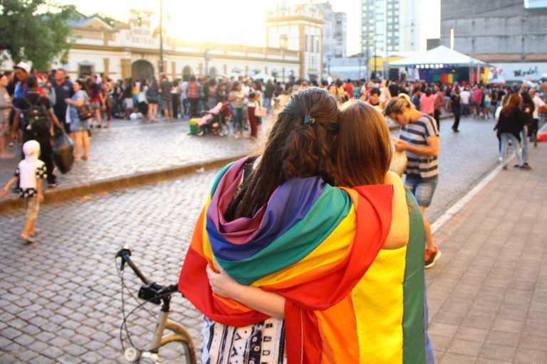 Audiência discute políticas de cultura para a população LGBTQIA+; acompanhe