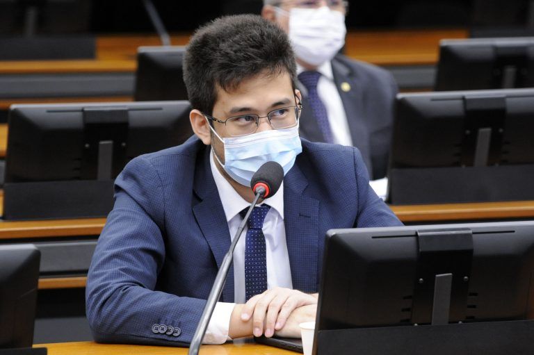 Comissão aprova proposta que dá transparência a códigos-fontes de sistemas do Judiciário