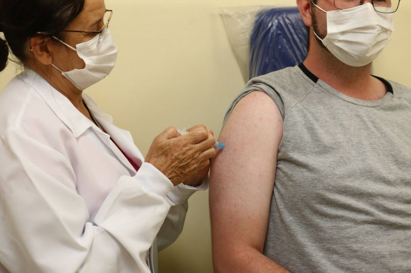 Em dois meses de campanha, 632 mil vacinas foram aplicadas nos finais de semana