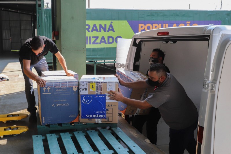 Covid-19: Rio de Janeiro retoma vacinação de adolescentes
