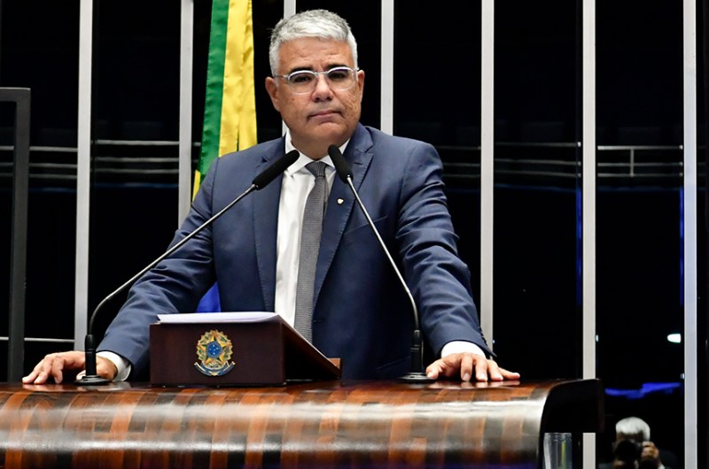 Governo do Amazonas recebe 124.750 doses de vacinas contra a Covid-19