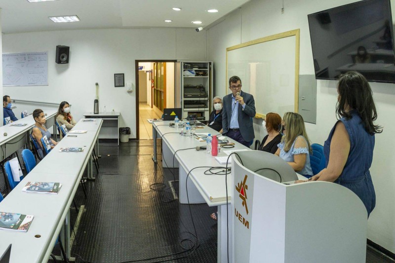 Associações de sericicultura paranaenses recebem recursos de fundo da União Europeia