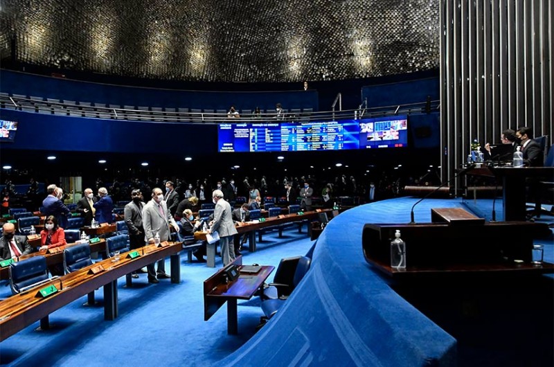 Lançamento de portal mobiliza debate sobre transformação digital no Estado