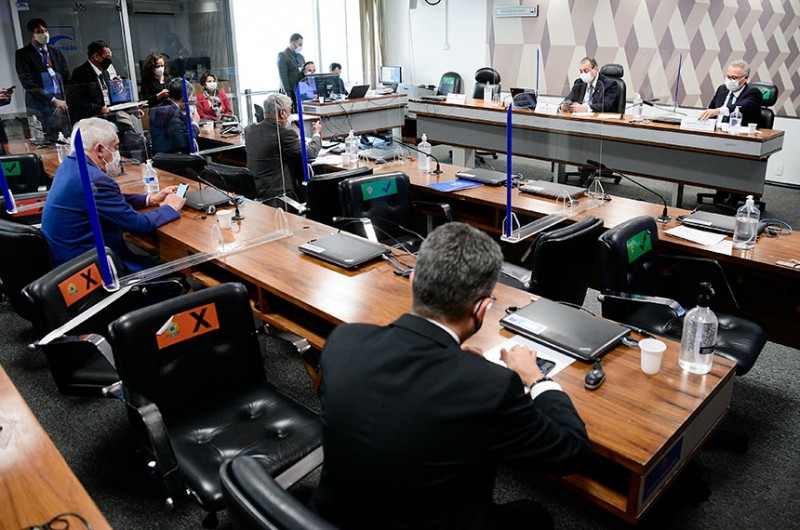 Comissão debate crise na cultura