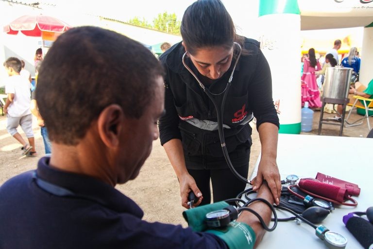 Kajuru destaca aumento na conta de luz, queda no PIB e crise de energia