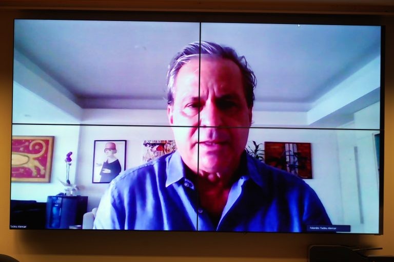 Tolentino alega mal-estar para não ir à CPI; motoboy Ivanildo comparece e confirma saques