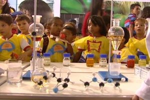 Comissão debate importância da ciência para o Brasil