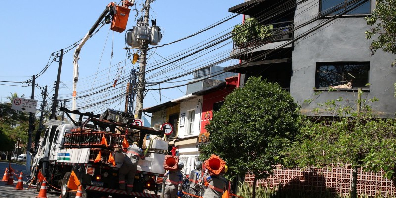Conta de luz poderá ser paga com cartão de crédito em São Paulo