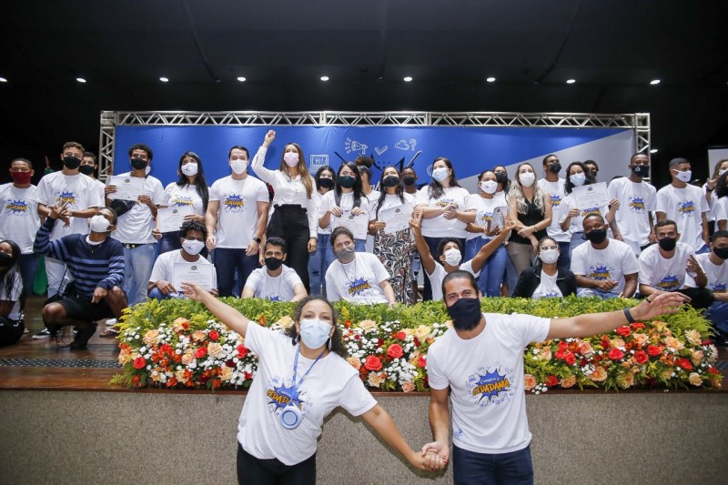 Jovens concluem o Programa Caminhos da Cidadania