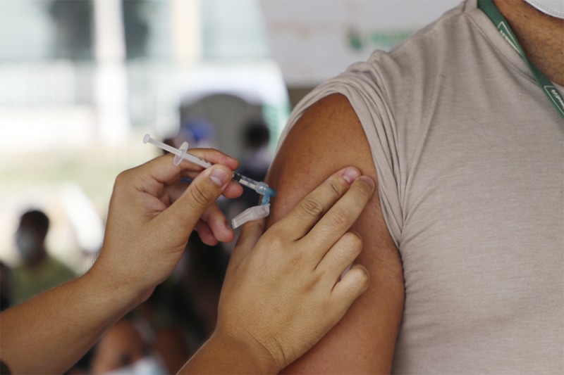 Amazonas já aplicou 4.156.996 doses de vacina contra Covid-19 até esta sexta-feira (08/10)