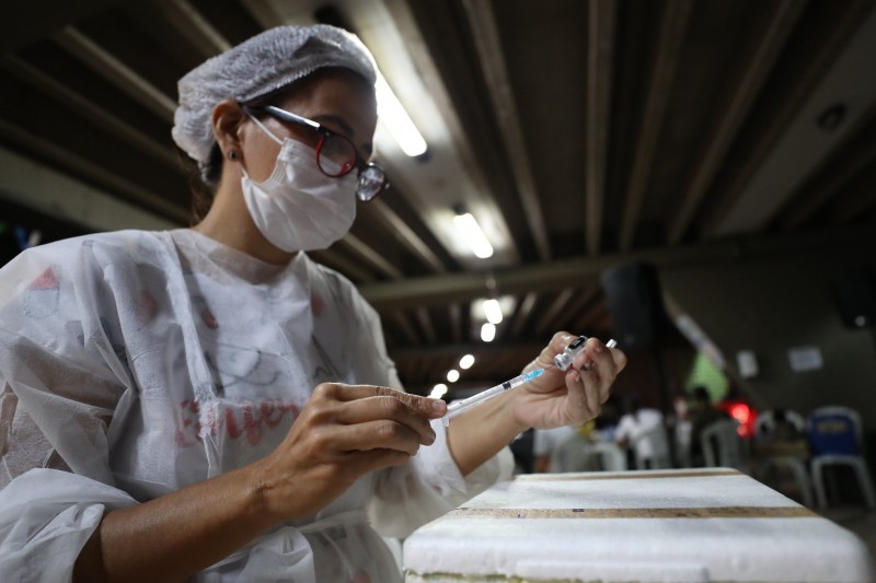 FVS-RCP informa aplicação de 4.201.880 doses de vacina contra Covid-19 até este domingo (10/10)