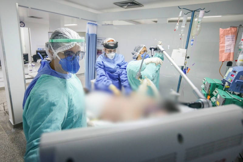 Saúde convoca 359 profissionais de saúde temporários