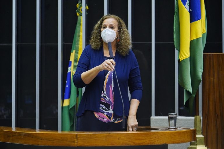 Casa de Custódia de Curitiba lança série de projetos educacionais para presos