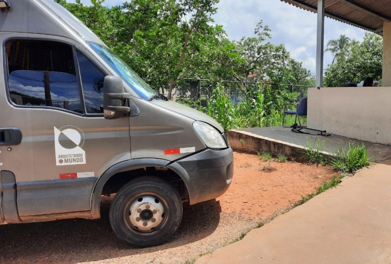 A arte de transformar uma casa de abrigo social em um lar de verdade