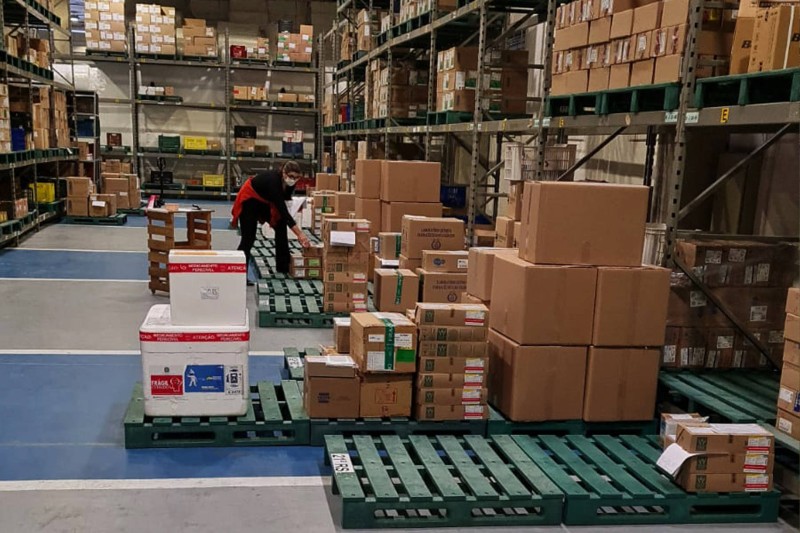 Saúde distribui mais 176 mil doses de vacinas contra a Covid-19 aos municípios