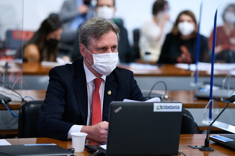 Comissão aprova criação do Sistema Nacional de Educação; texto vai ao Plenário