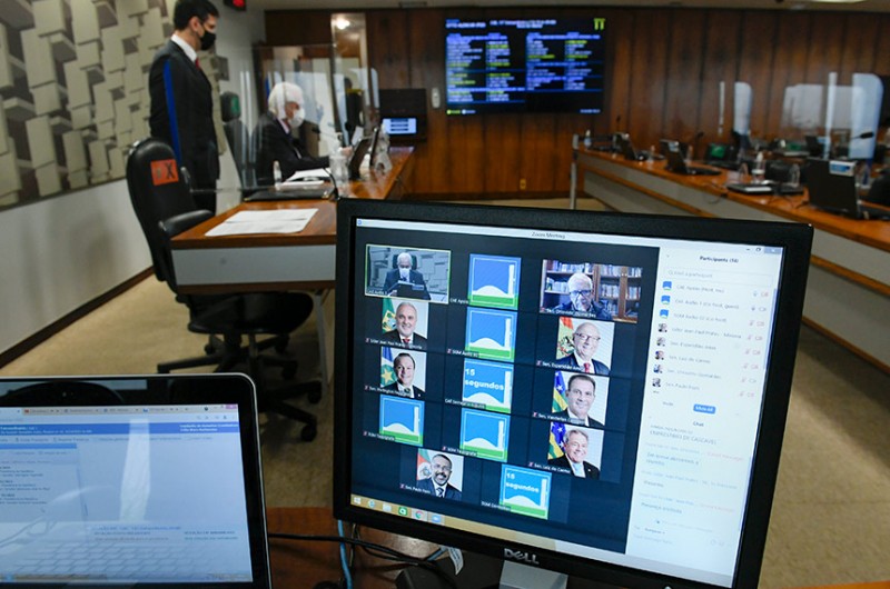 CAE autoriza empréstimo de 350 milhões de euros para populações afetadas pela covid