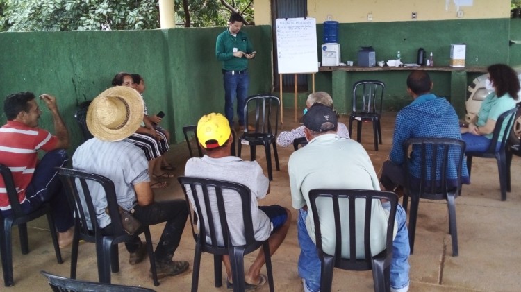 Assentamentos de Padre Bernardo ganham orientação conjunta