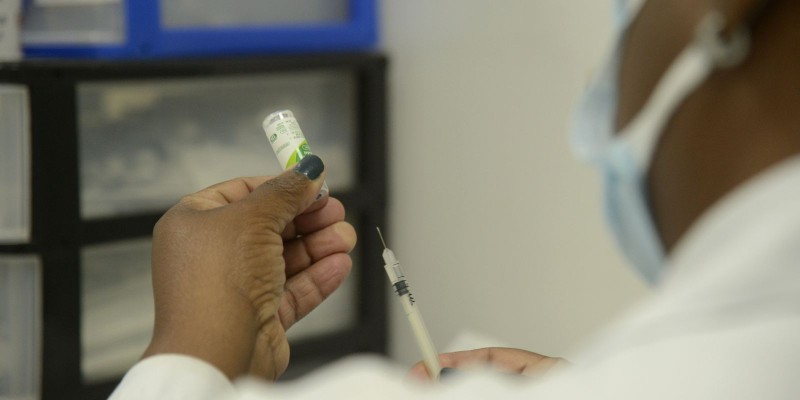 Pelo terceiro mês seguido, estado do Rio tem risco baixo para covid-19