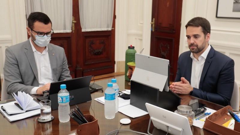 Governadores debatem proposta de mudança do cálculo da cobrança do ICMS dos combustíveis com presidente do Senado