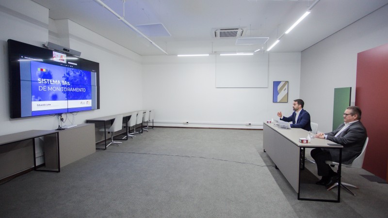 Mutirão da Sanepar retira uma tonelada de resíduos na Barragem do Passaúna, em Curitiba