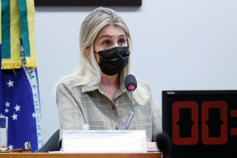 Debatedores sugerem tratamento diferenciado para operadoras de planos de saúde odontológicos