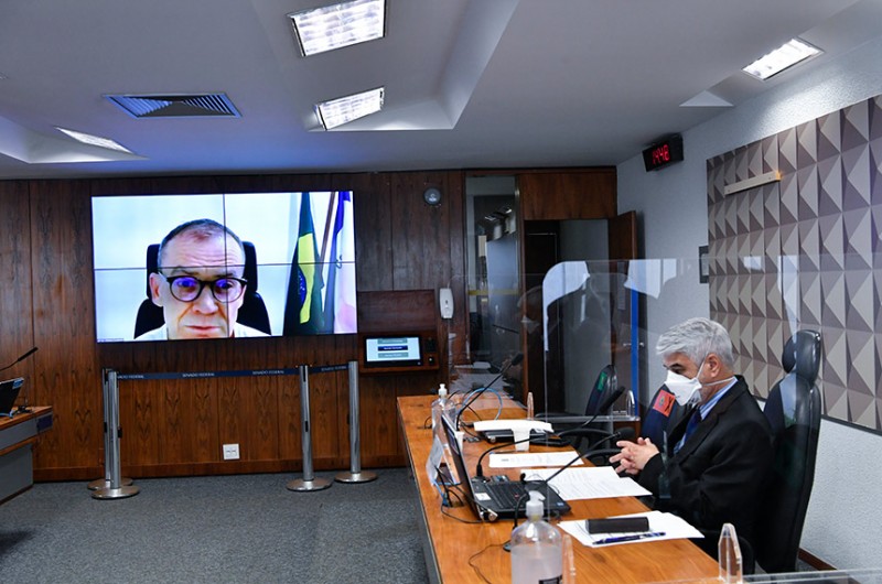 Piso salarial para enfermagem chega a 1 milhão de apoios