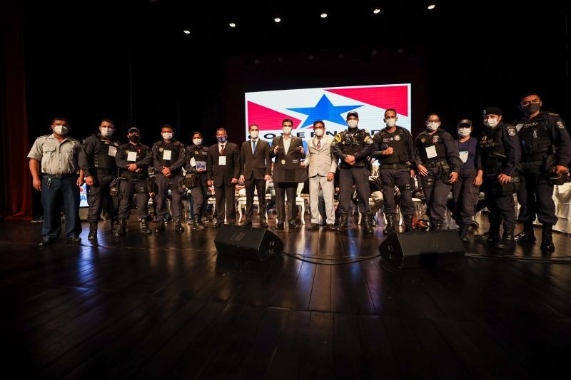 Governo entrega 1.400 coletes balísticos e equipa 100% das guardas municipais