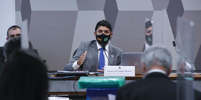 Congresso analisa proposta do Executivo que dificulta remoção de conteúdos na internet