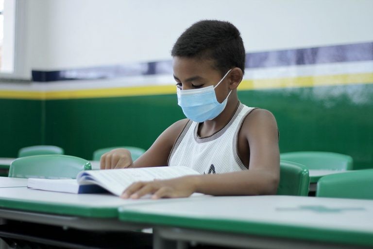 Botucatu inicia aplicação de 3ª dose de vacina contra covid-19