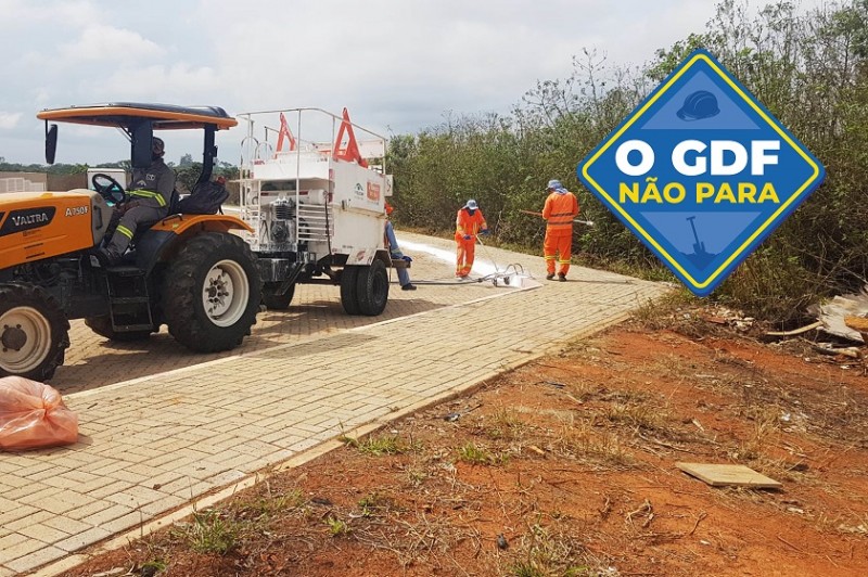 Limpeza geral na área da nova UBS de Sobradinho II