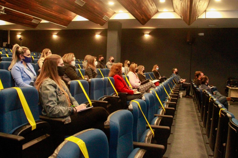 Marcos Rogério defende PEC que exime gestores da baixa execução do orçamento da educação em 2020