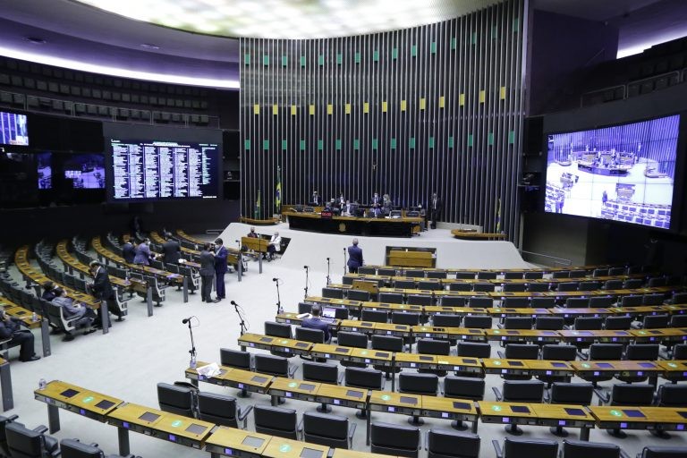 Paim destaca PEC que inclui acessibilidade e mobilidade entre direitos fundamentais