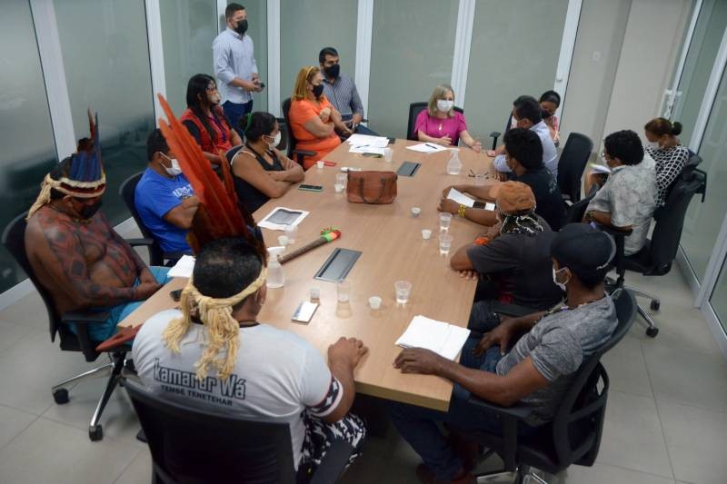 Seduc debate demandas da educação indígena com lideranças da etnia Tembé
