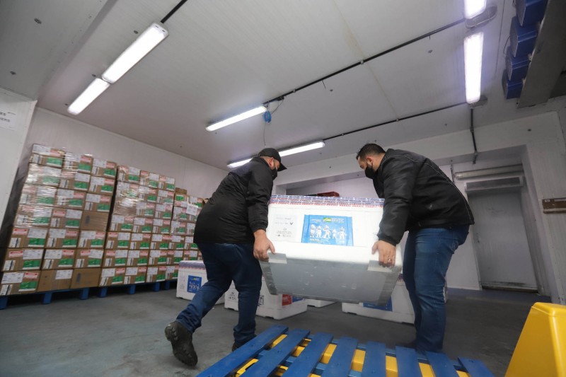 133,1 mil vacinas contra a Covid-19 desembarcam no Paraná