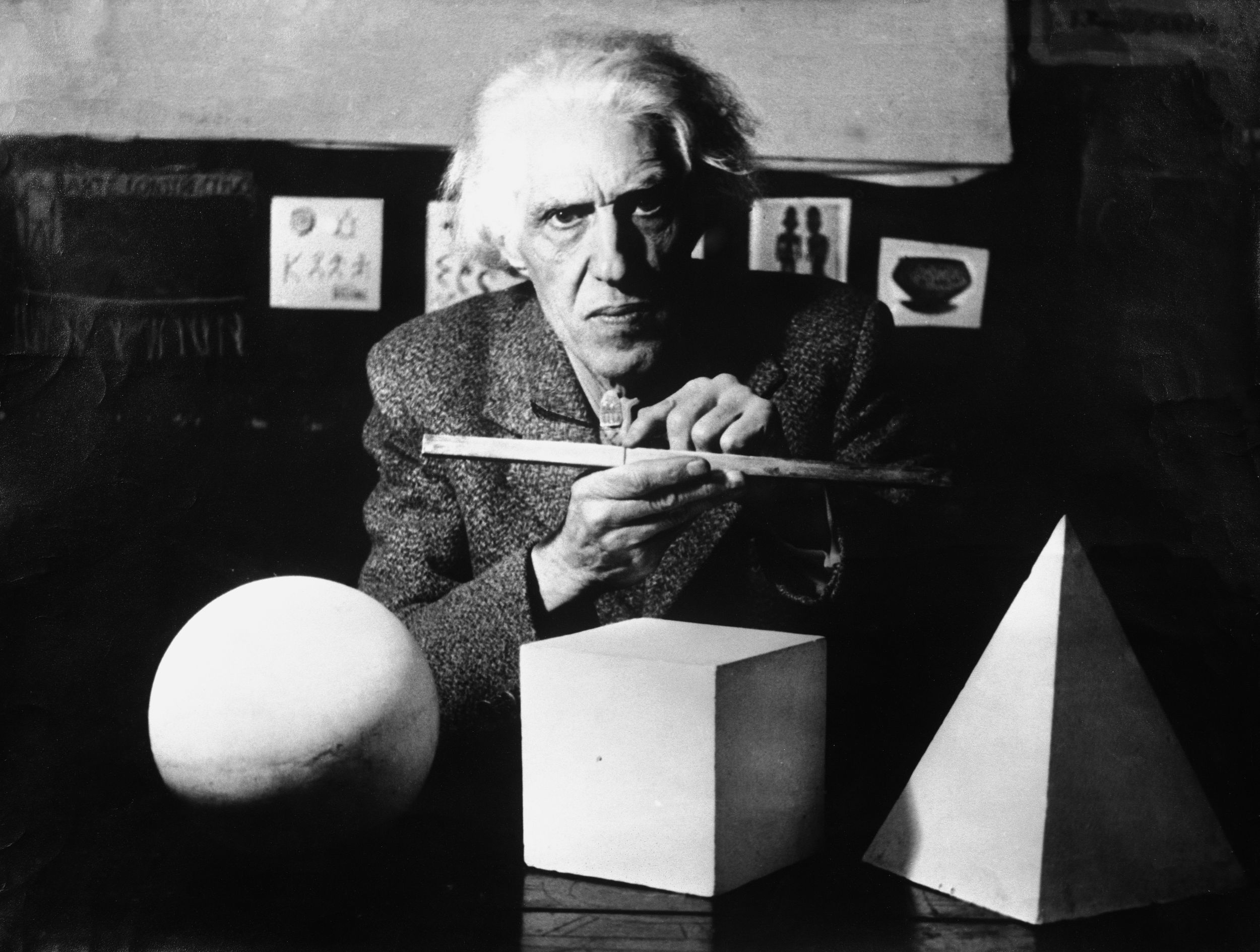 Exposição Joaquín Torres García – 150 anos no CCBB Brasília