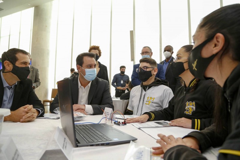 PF apreende mais de 330 quilos de cocaína no Porto de Paranaguá