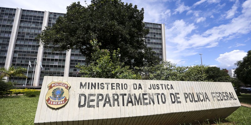 CDH aprova exame nacional anual para professores e intérpretes de Libras