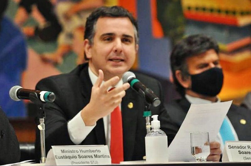 Ministra diz que ciência deve ser acessível a todos os países