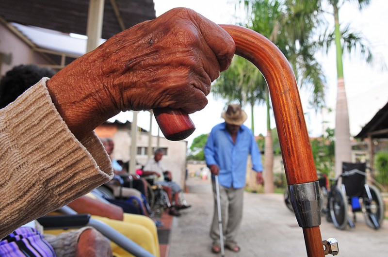 Senado vai analisar novas regras para a certificação de entidades beneficentes