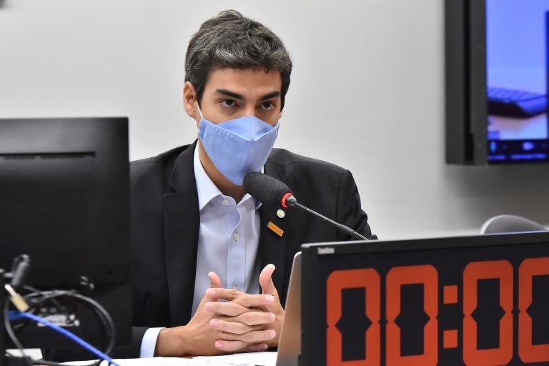Comissão rejeita cota para ex-militares em universidades públicas