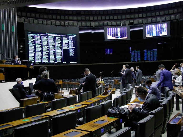 Câmara conclui votação de MP que recria Ministério do Trabalho e Previdência