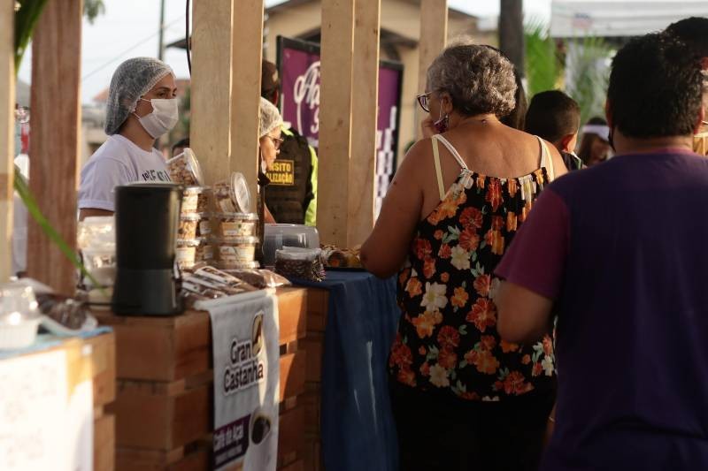 Emater apoia participação de produtores rurais no 1° Festival do Açaí