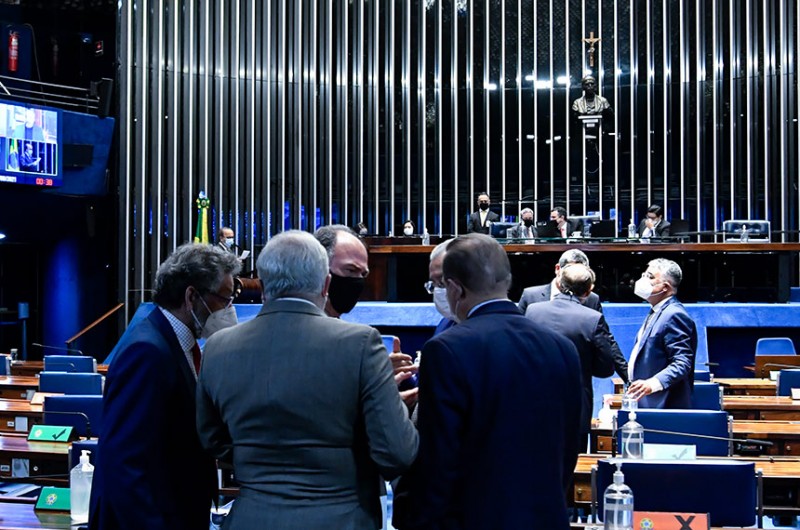 Paciente comemora aniversário de 15 anos no Centro de Hemodiálise do Hospital do Marajó
